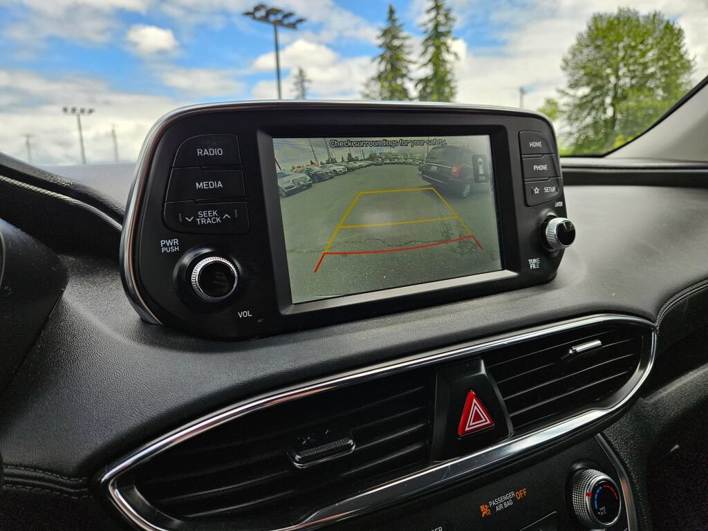 Used 2020 Hyundai Santa Fe SE FWD image 24