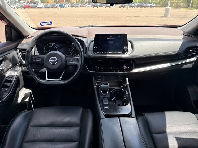 Used 2022 Nissan Rogue SV w/ SV Premium Package FWD image 13