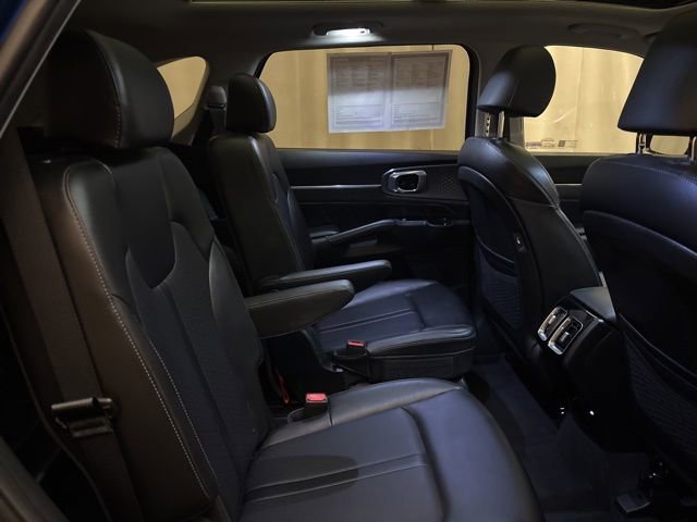 Certified 2023 Kia Sorento SX image 23