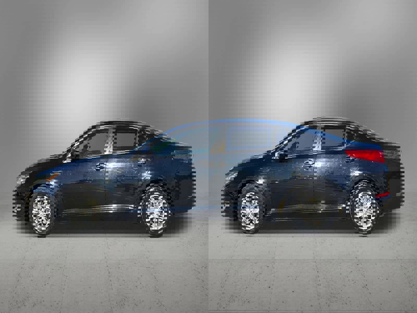 Used 2013 Kia Optima LX image 3