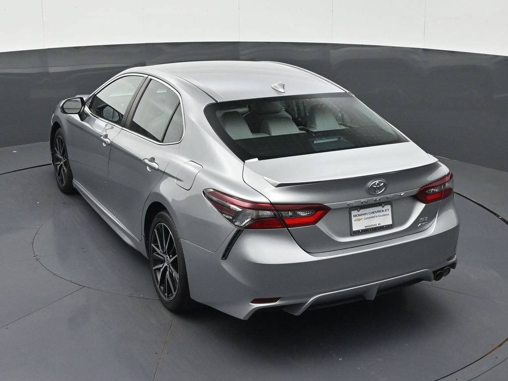 Used 2021 Toyota Camry SE w/ Cold Weather Package AWD/4WD image 25