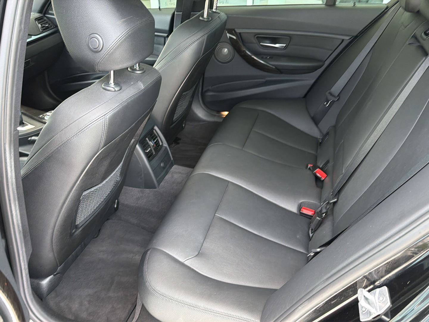 Used 2015 BMW 335i Sedan RWD image 11