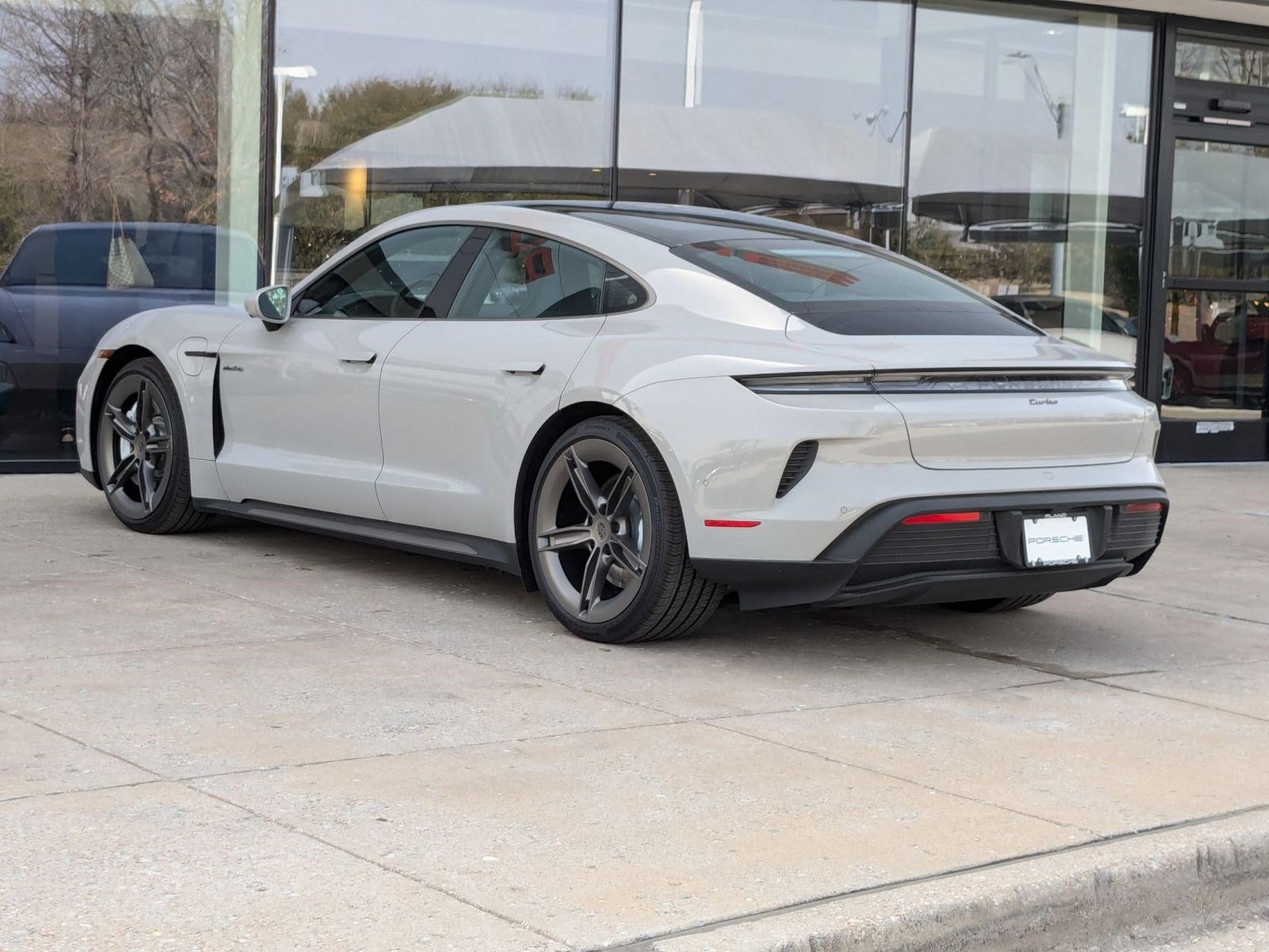 New 2025 Porsche Taycan Turbo image 3