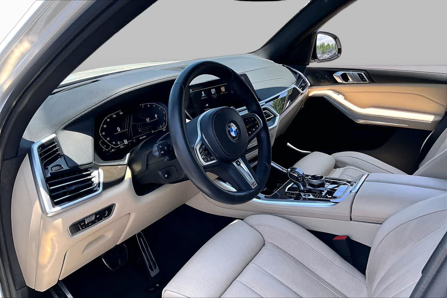 Used 2022 BMW X5 sDrive40i w/ M Sport Package RWD image 18
