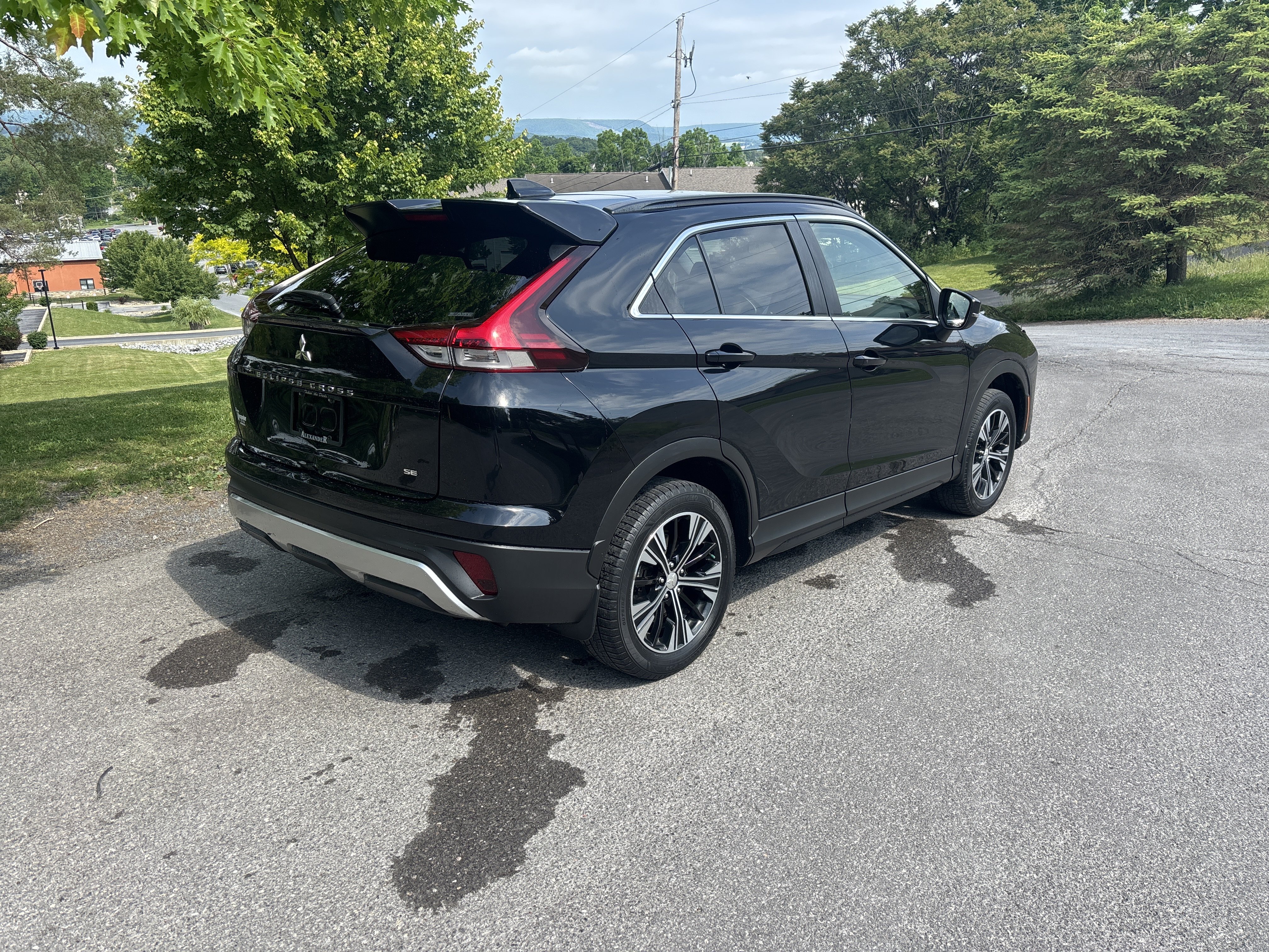 Used 2022 Mitsubishi Eclipse Cross SE AWD/4WD image 3