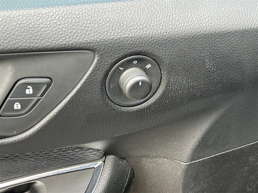 Used 2018 Chevrolet Cruze LT image 14