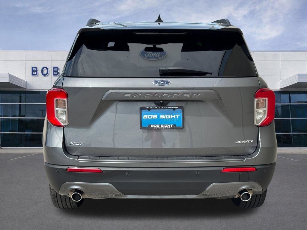 Used 2024 Ford Explorer XLT w/ Equipment Group 202A AWD/4WD image 37