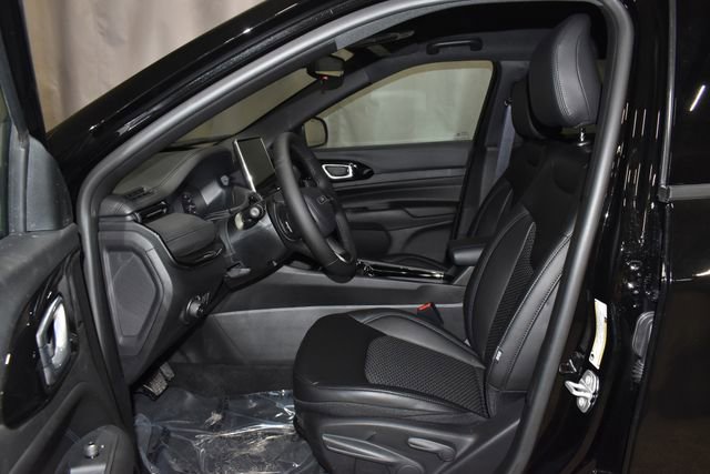 New 2026 Jeep Compass Latitude image 10