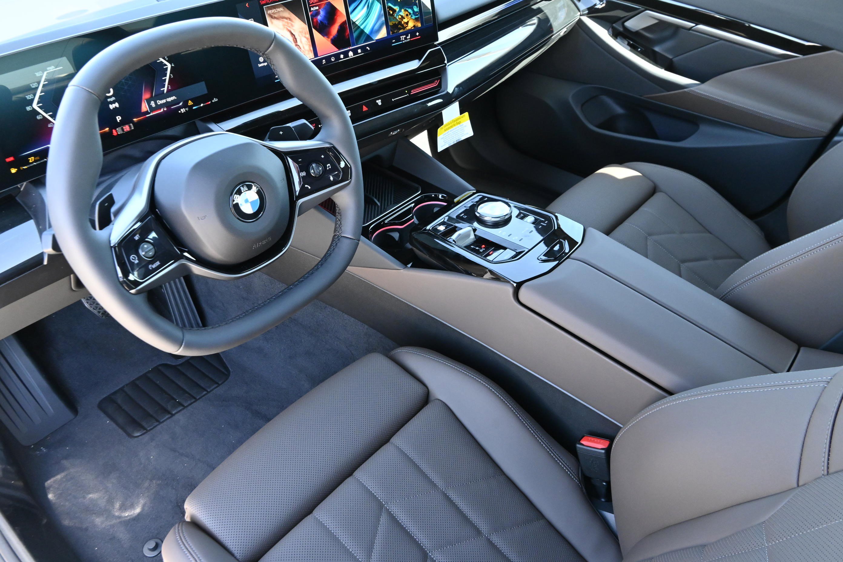 New 2026 BMW 530i xDrive w/ Convenience Package AWD/4WD image 13