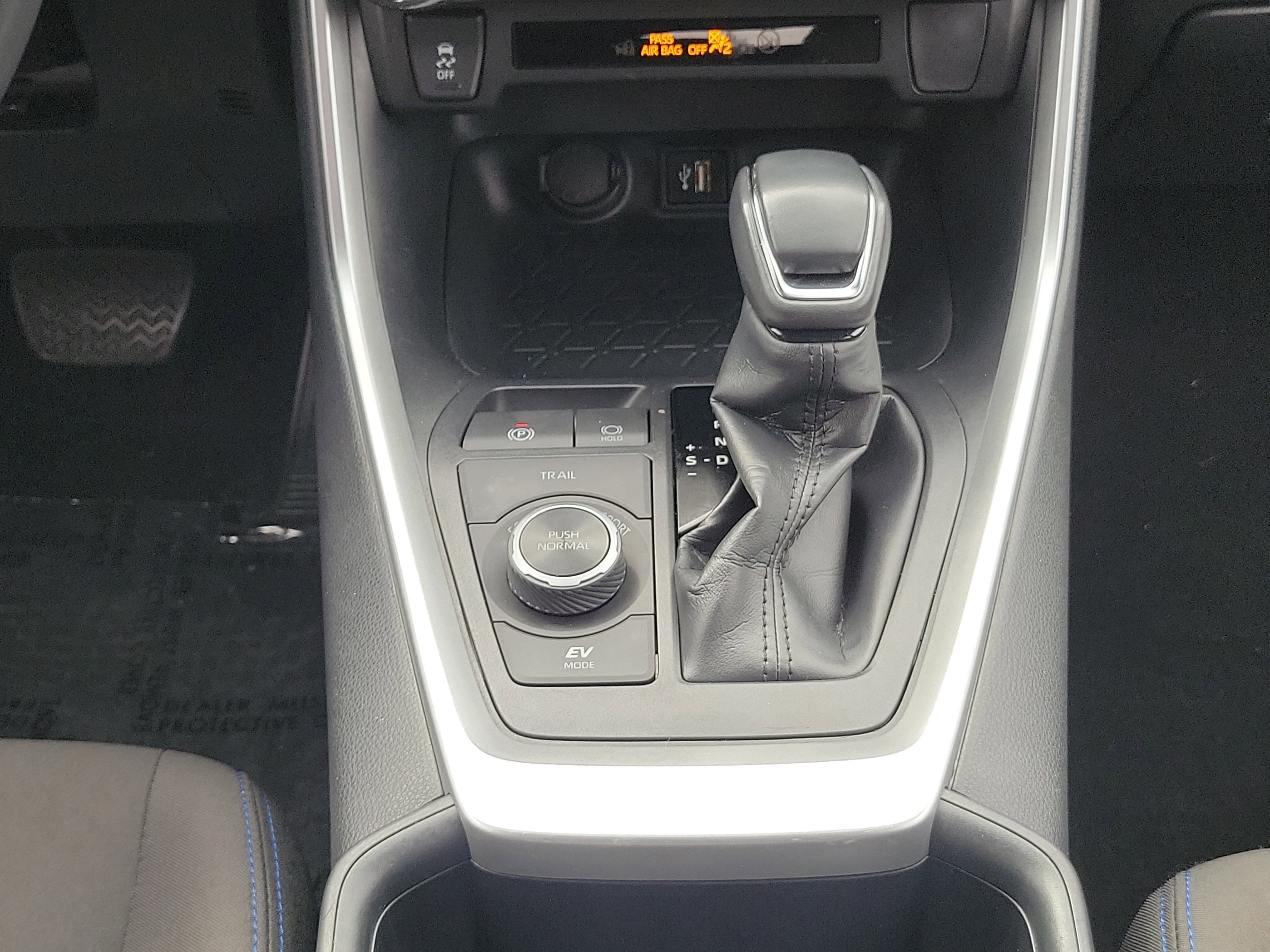 Certified 2024 Toyota RAV4 SE AWD/4WD image 20