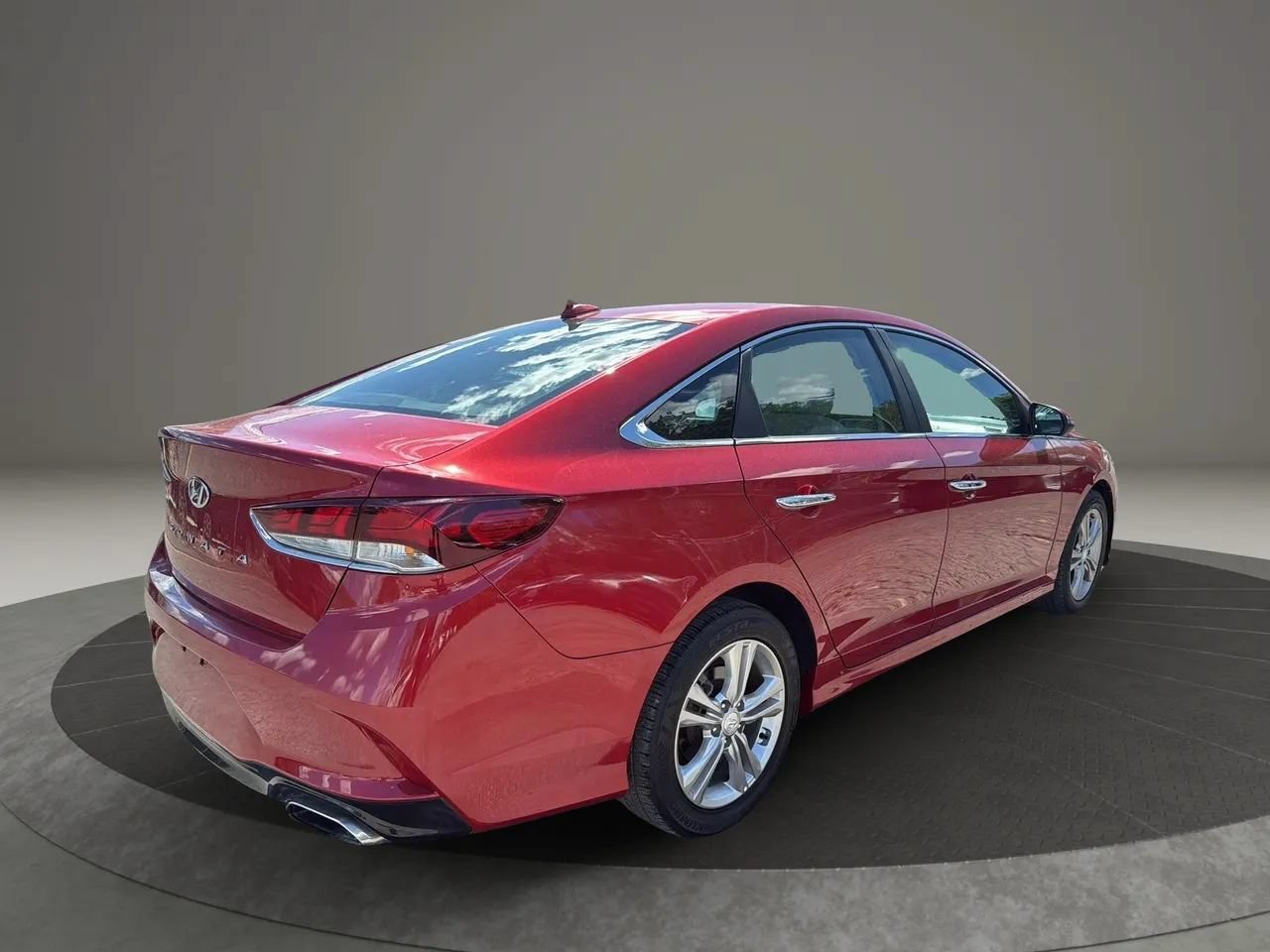 Used 2019 Hyundai Sonata SEL w/ Tech Package 02 FWD image 5