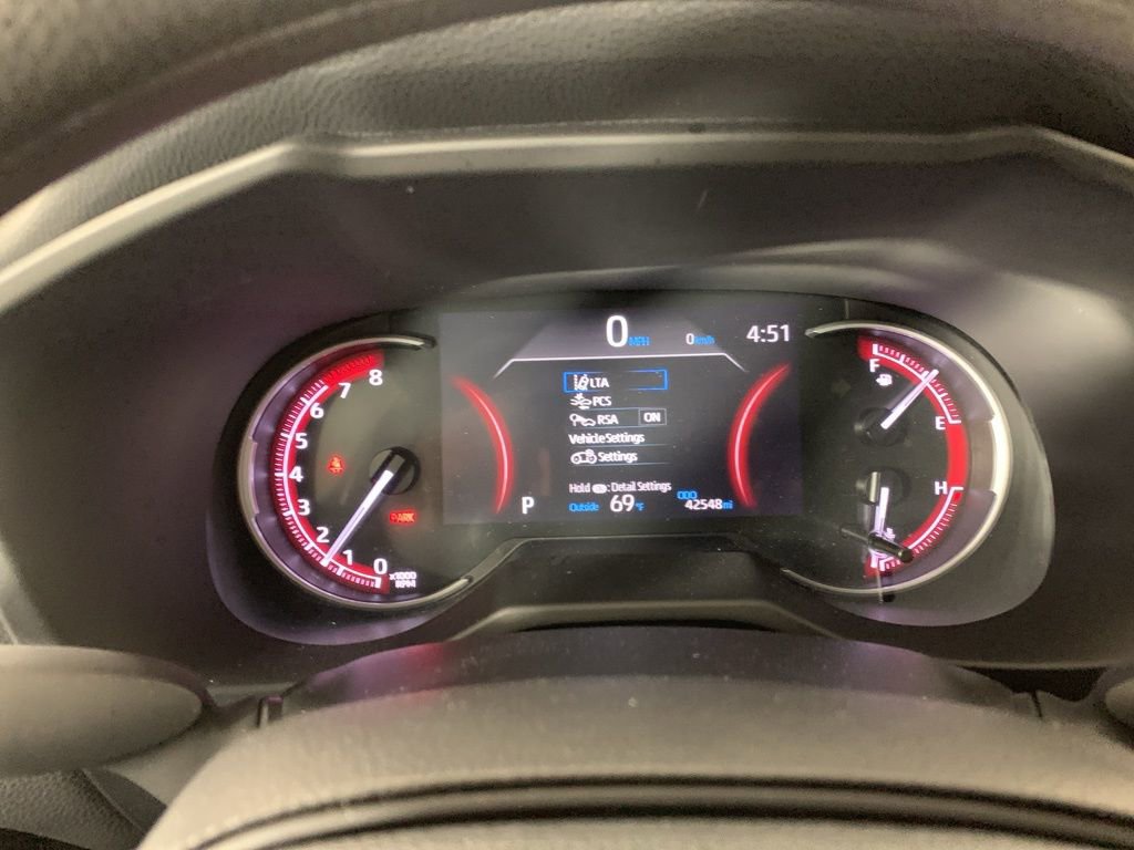 Used 2024 Toyota RAV4 LE image 18