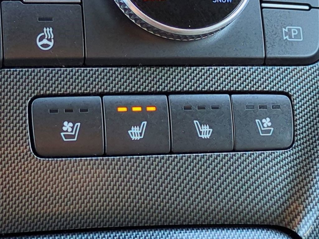 Used 2023 Hyundai Santa Fe Limited image 25