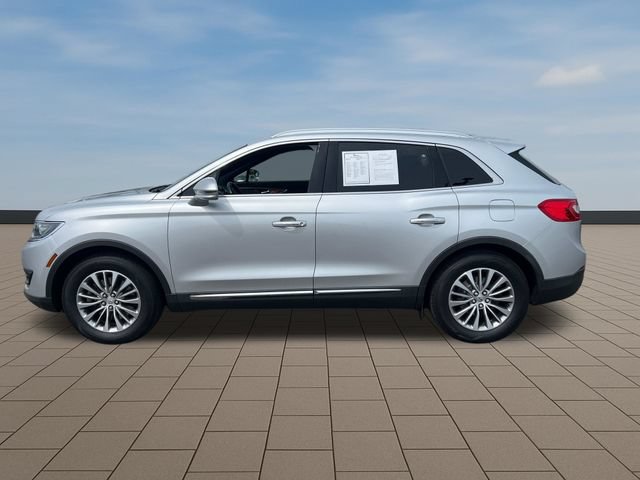 Used 2016 Lincoln MKX Select w/ Select Plus Package FWD image 4