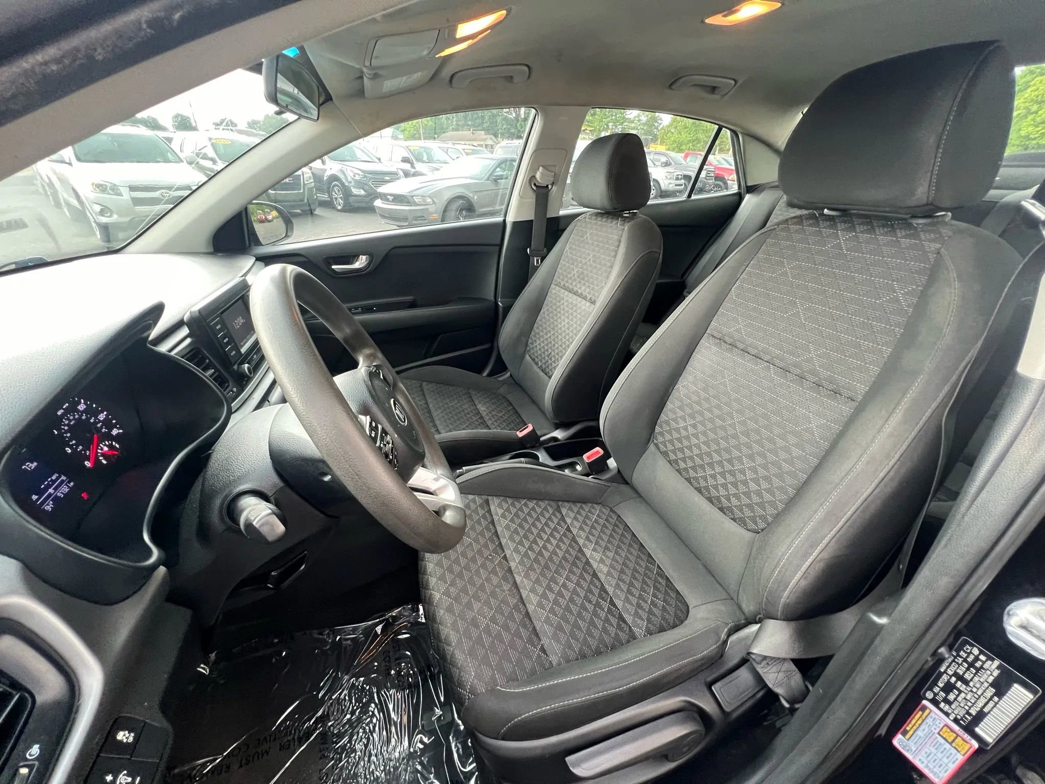 Used 2019 Kia Rio LX image 16