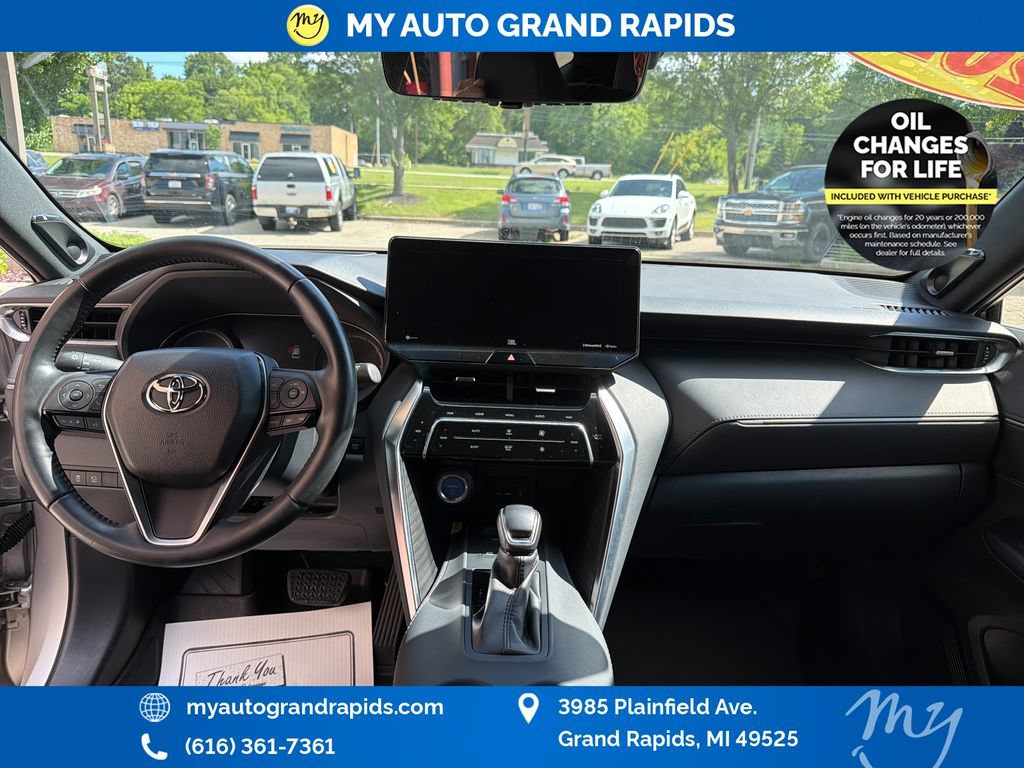Used 2021 Toyota Venza Limited w/ Advanced Technology Package AWD/4WD image 12