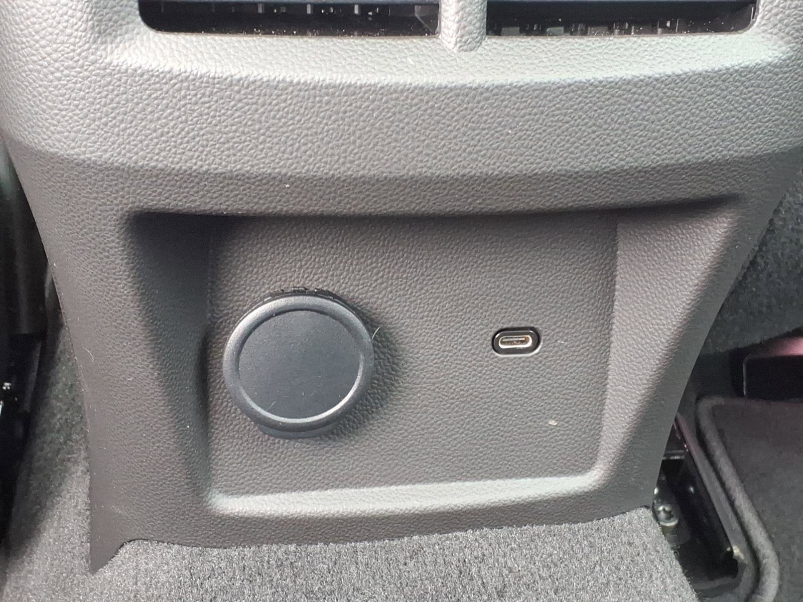 Used 2025 Cadillac CT5 Sport w/ Technology Package image 17