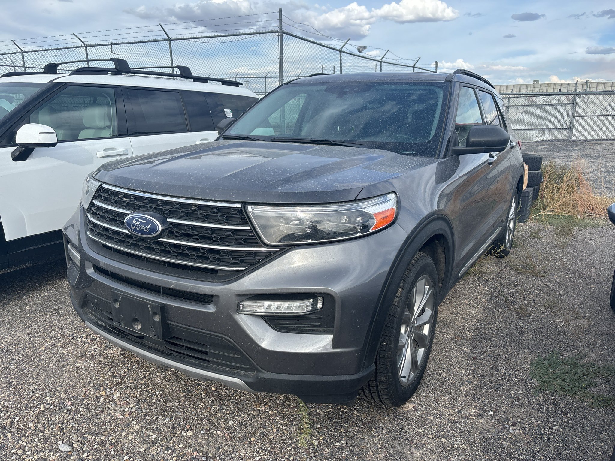 Used 2021 Ford Explorer XLT w/ Equipment Group 202A AWD/4WD image 1