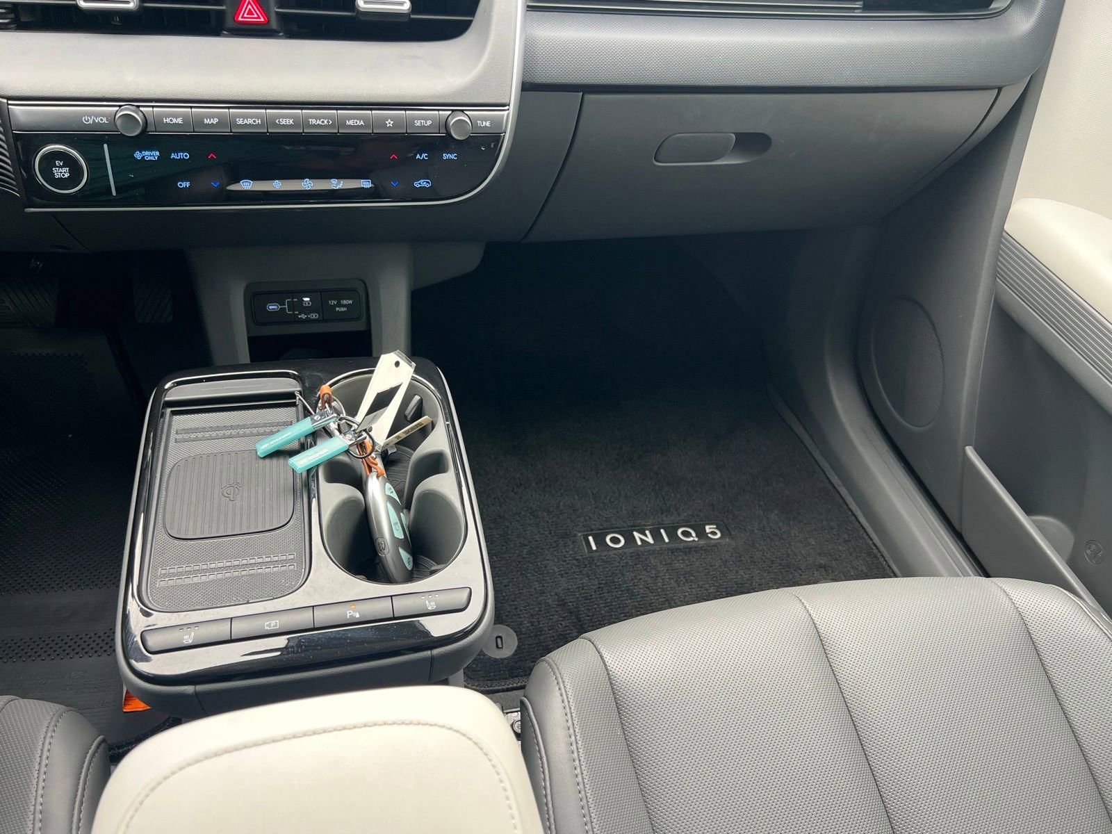 New 2026 Hyundai Ioniq 5 SEL RWD image 32