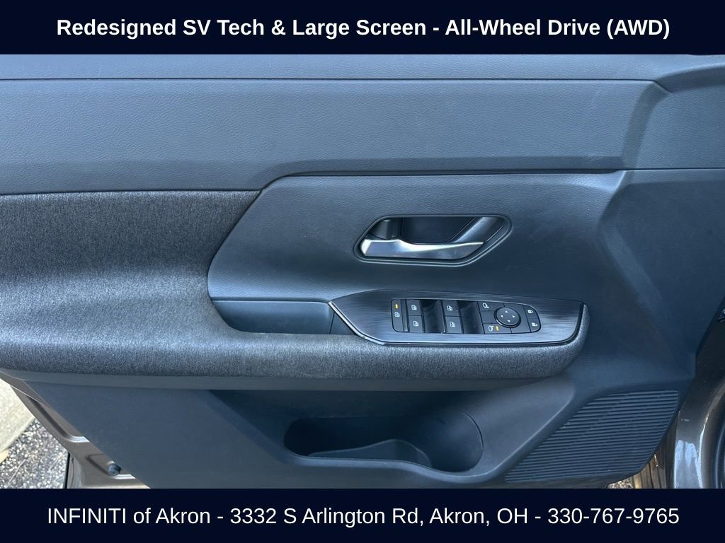 Used 2025 Nissan Kicks SV image 34