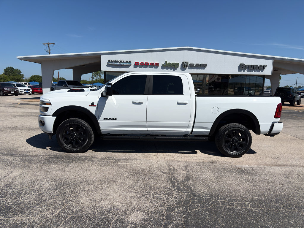 Used 2025 RAM 2500 Laramie w/ Night Edition AWD/4WD image 9