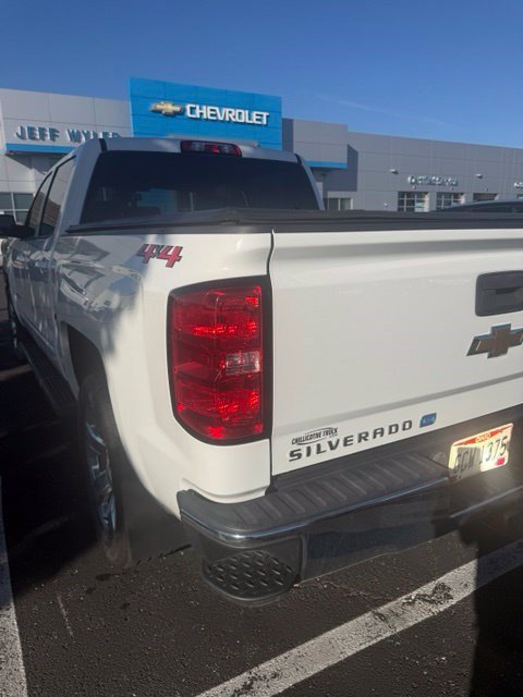 Used 2018 Chevrolet Silverado 1500 LT w/ LT Eassist Package AWD/4WD image 7