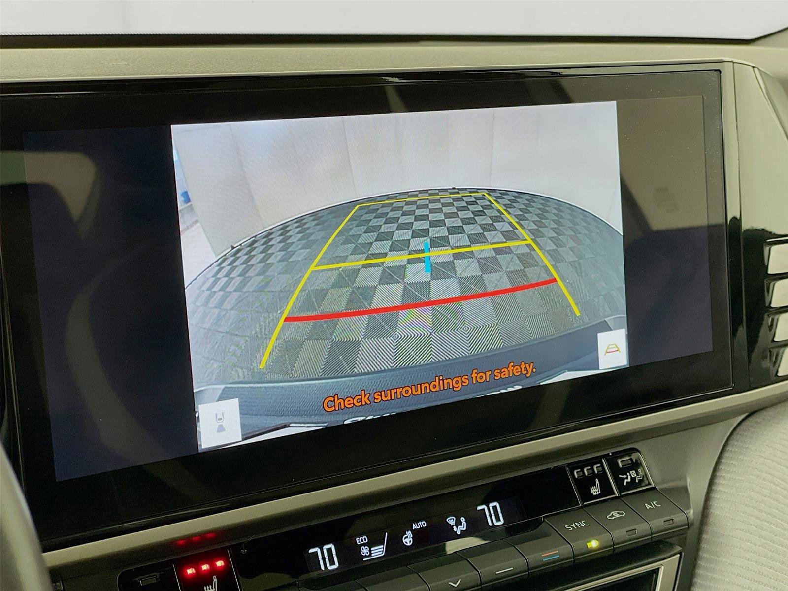 Used 2025 Toyota Camry SE w/ Multimedia Upgrade Package image 16