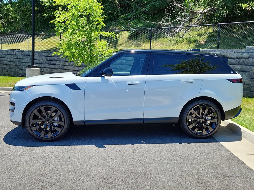 New 2026 Land Rover Range Rover Sport SE AWD/4WD image 6