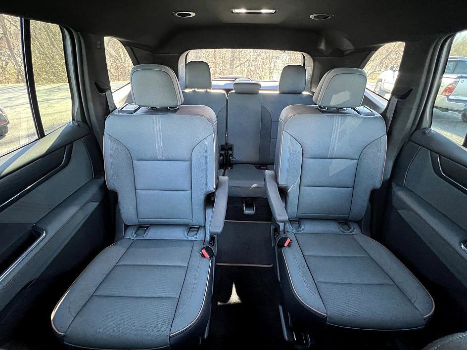 Used 2024 GMC Acadia AT4 image 24