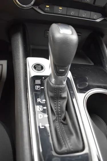 Used 2024 Nissan Altima 2.5 SV image 34