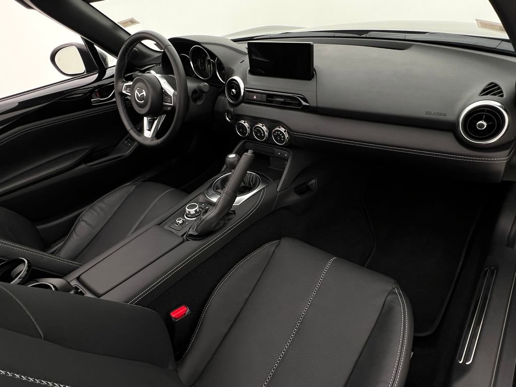 Used 2024 MAZDA MX-5 Miata Grand Touring image 17