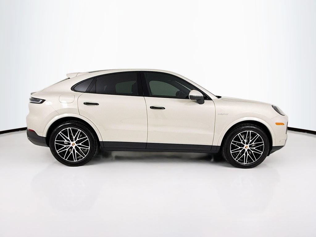 New 2026 Porsche Cayenne E-Hybrid Coupe AWD/4WD image 8