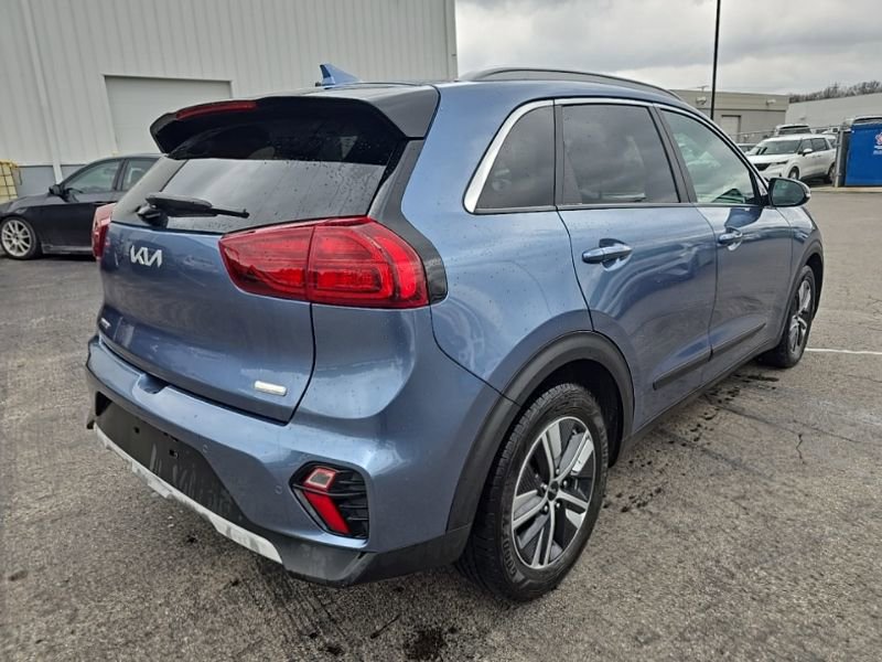 Used 2022 Kia Niro EX Premium FWD image 8