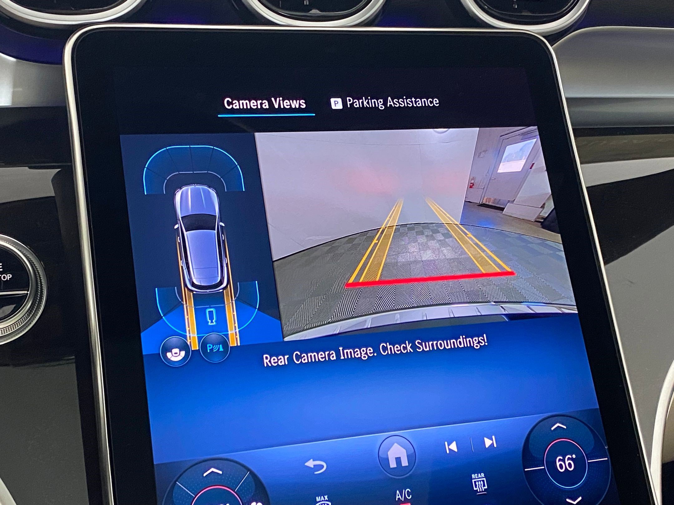 Used 2026 Mercedes-Benz GLC 300 4MATIC image 25