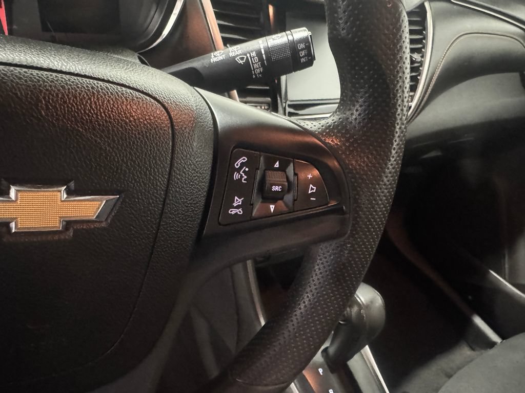 Used 2017 Chevrolet Trax LS AWD/4WD image 6