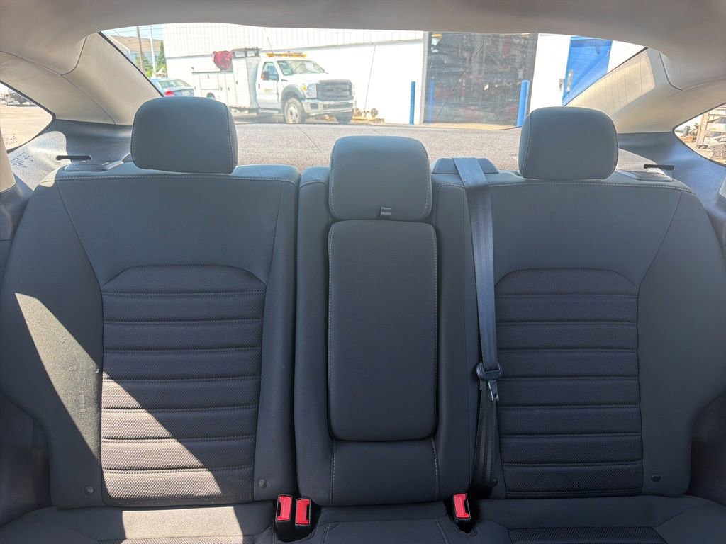Used 2019 Ford Fusion SE FWD image 40