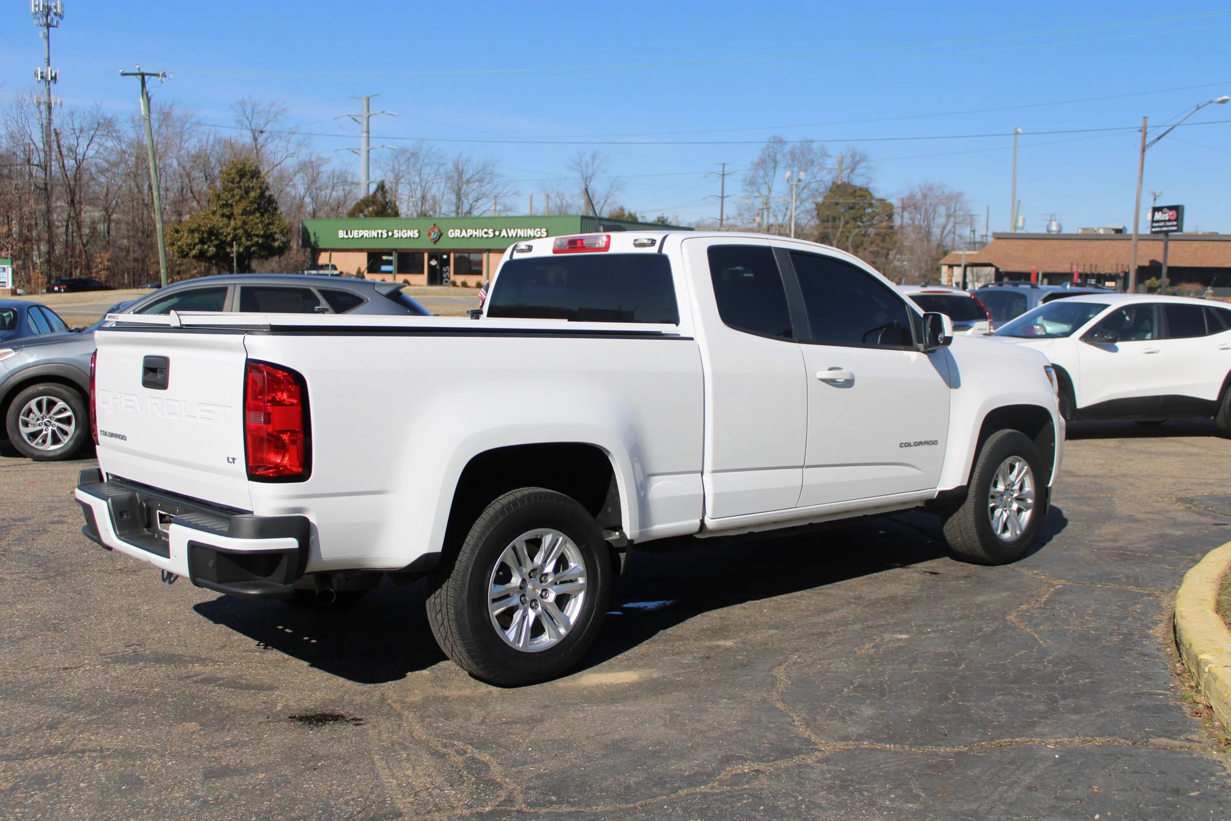 Used 2021 Chevrolet Colorado LT w/ Fleet Safety Package RWD image 5