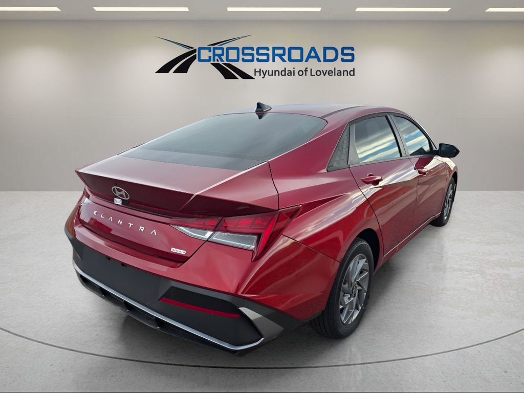 New 2025 Hyundai Elantra Blue image 5