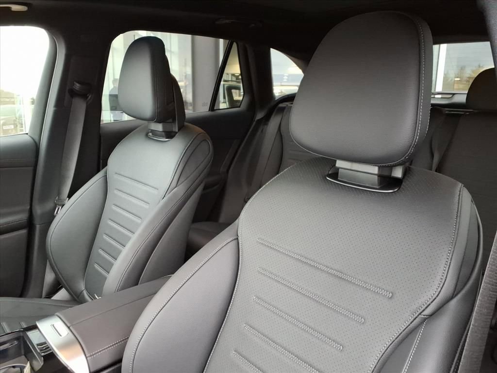 New 2026 Mercedes-Benz GLC 300 4MATIC image 13