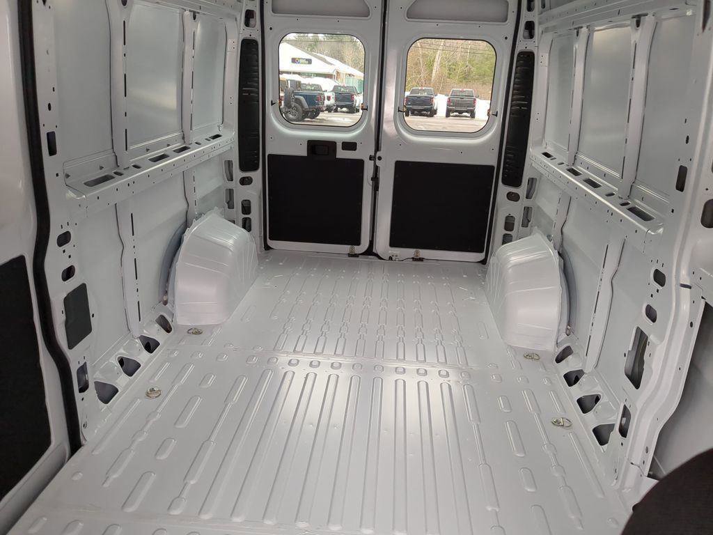 New 2026 RAM ProMaster 2500 w/ Cold Weather Group image 29