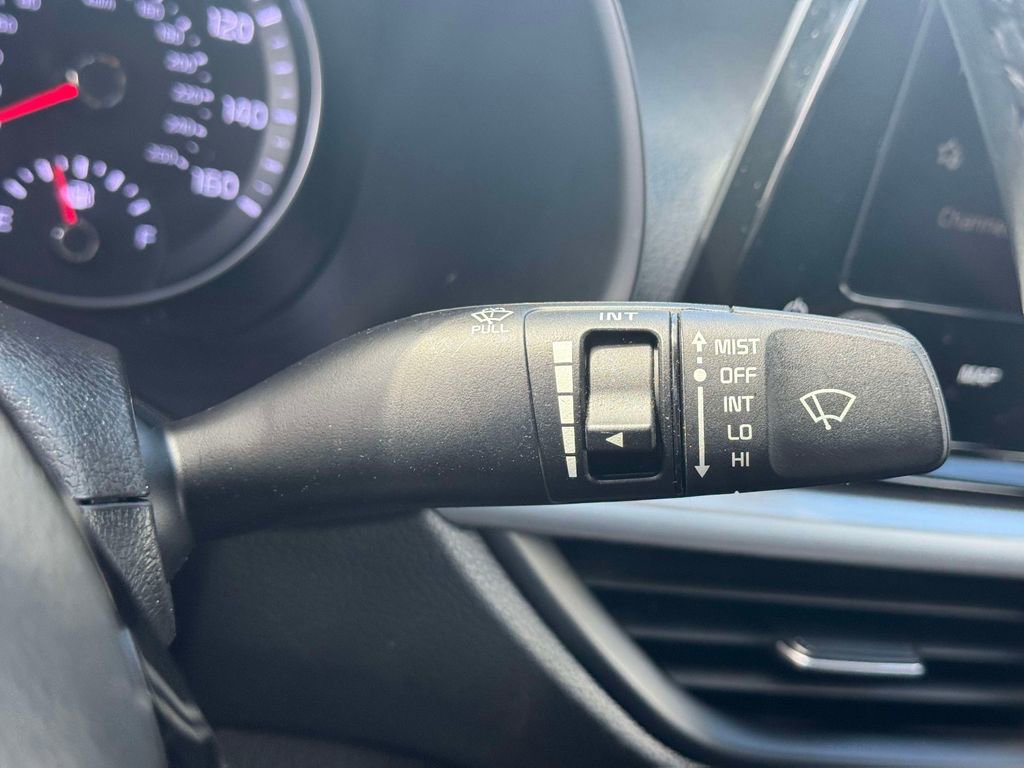 Used 2023 Kia Forte GT-Line w/ GT-Line Technology Package image 21