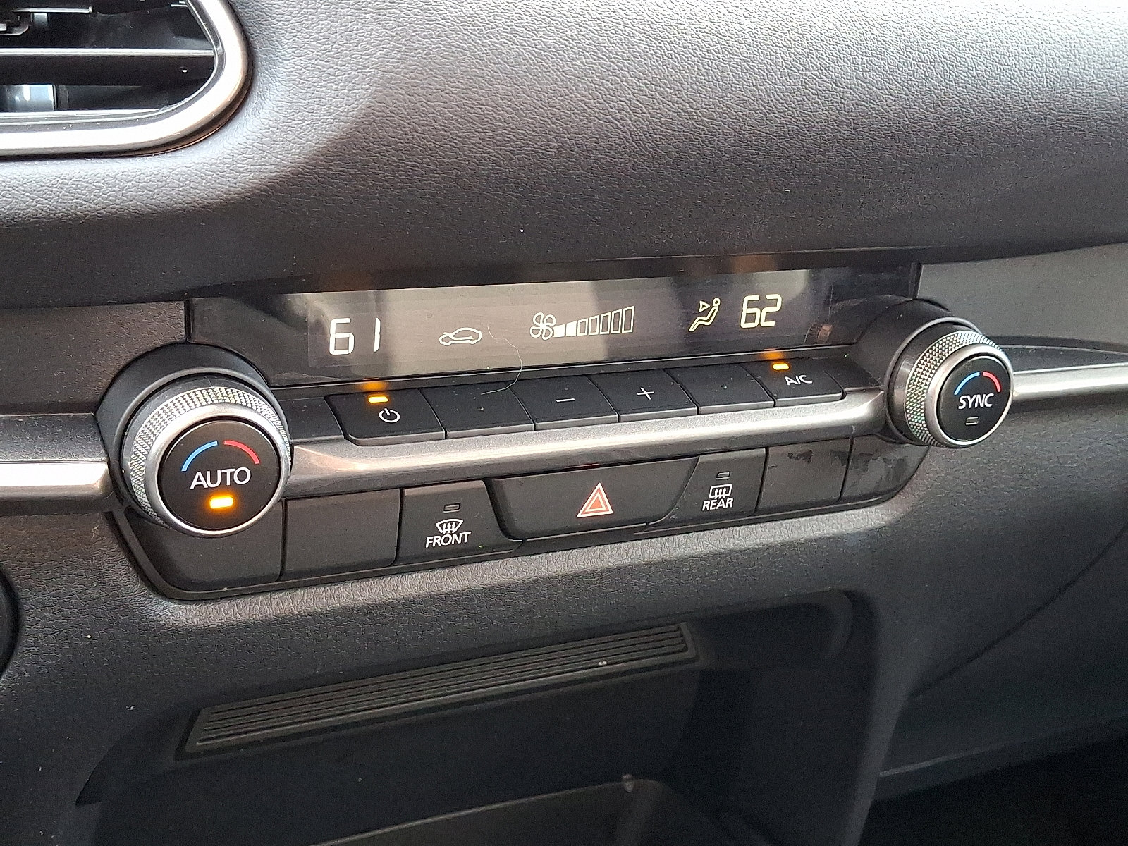 Used 2023 MAZDA CX-30 AWD 2.5 S w/ Select Package image 17