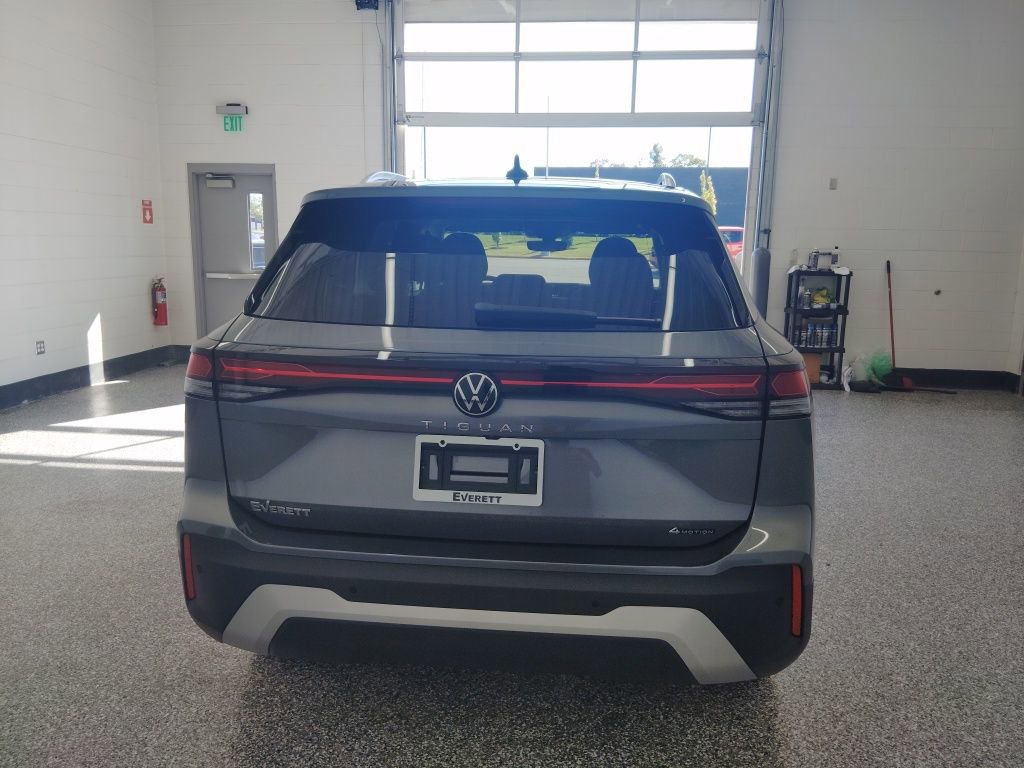 New 2026 Volkswagen Tiguan S AWD/4WD image 4