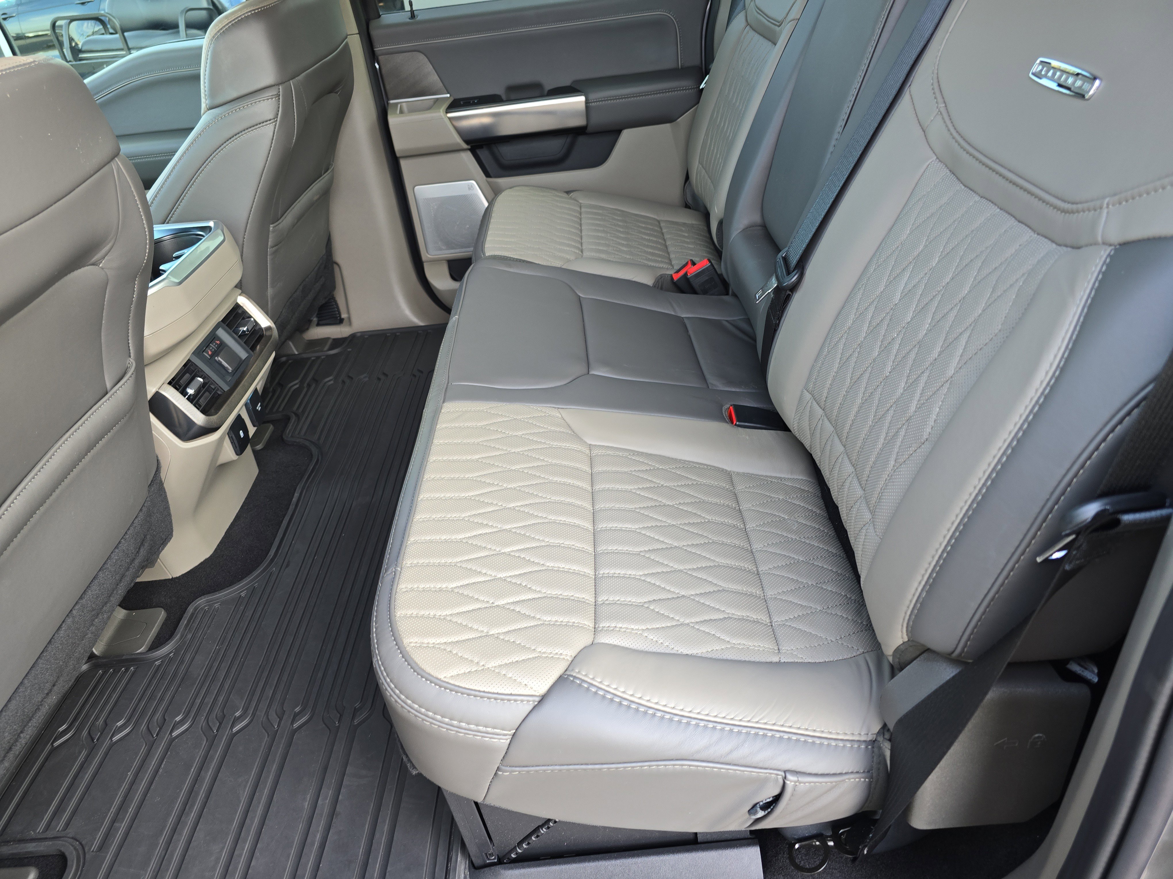 Used 2024 Ford F150 Platinum w/ Equipment Group 703A Plus image 16