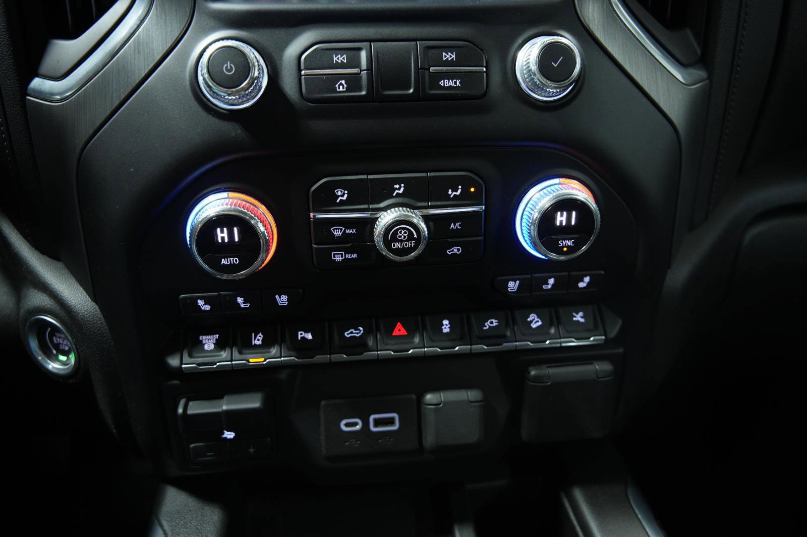 Used 2022 GMC Sierra 2500 Denali w/ Denali Ultimate Package image 39