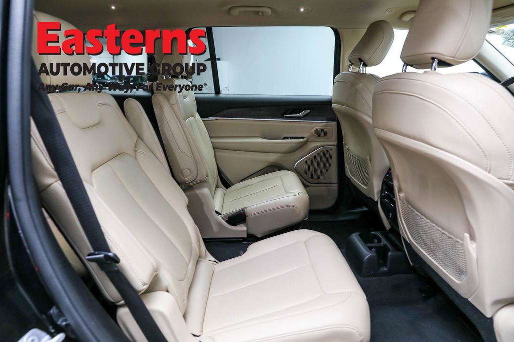 Used 2022 Jeep Grand Cherokee L Limited image 27
