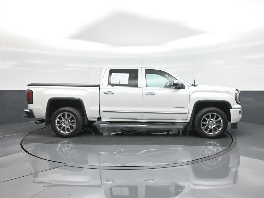 Used 2016 GMC Sierra 1500 Denali w/ Enhanced Driver Alert Package AWD/4WD image 8