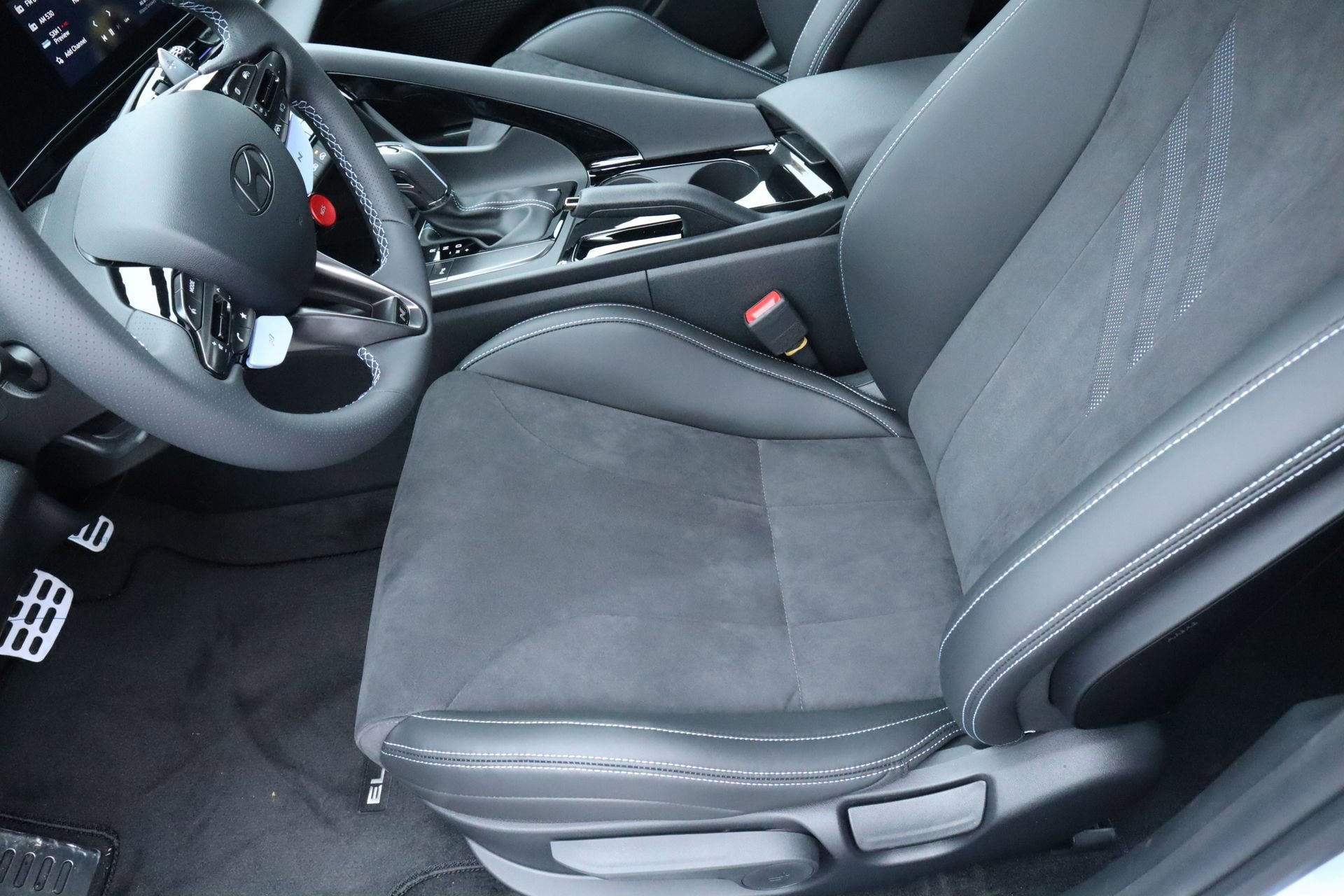 New 2026 Hyundai Elantra N Base image 18