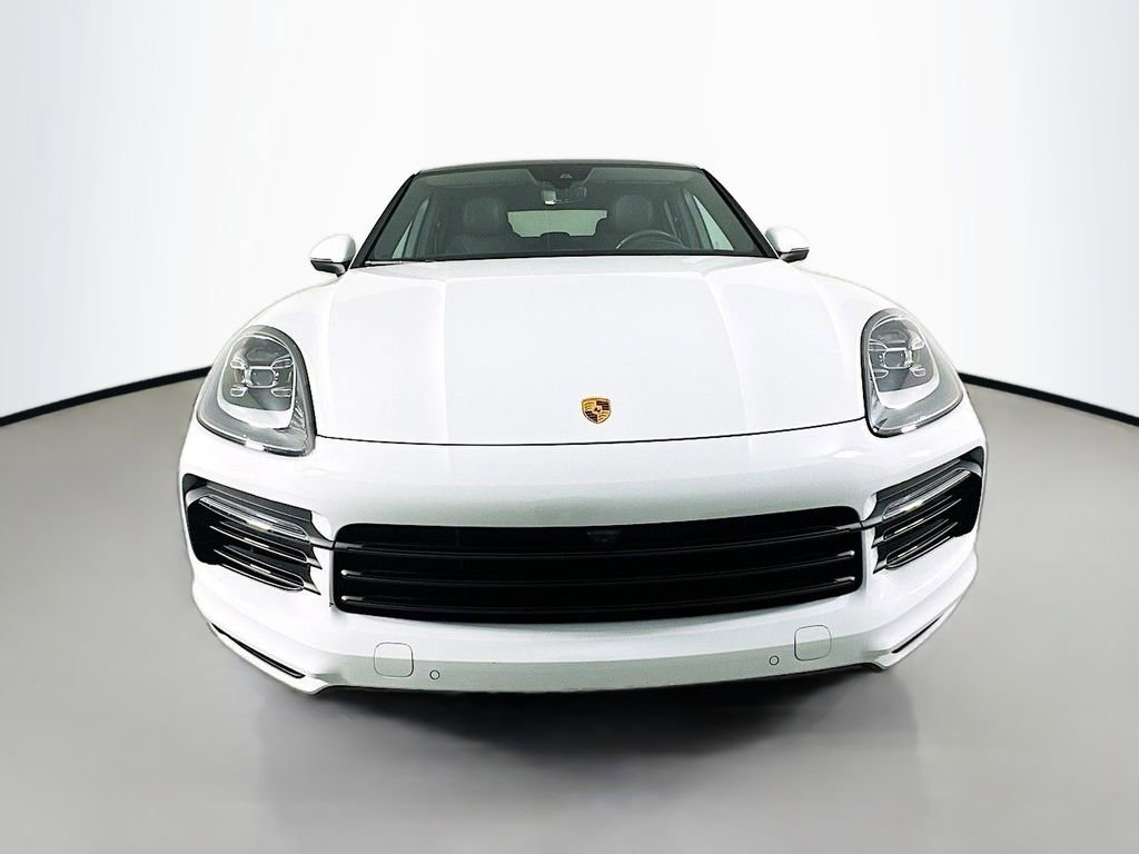 Certified 2022 Porsche Cayenne Coupe image 6