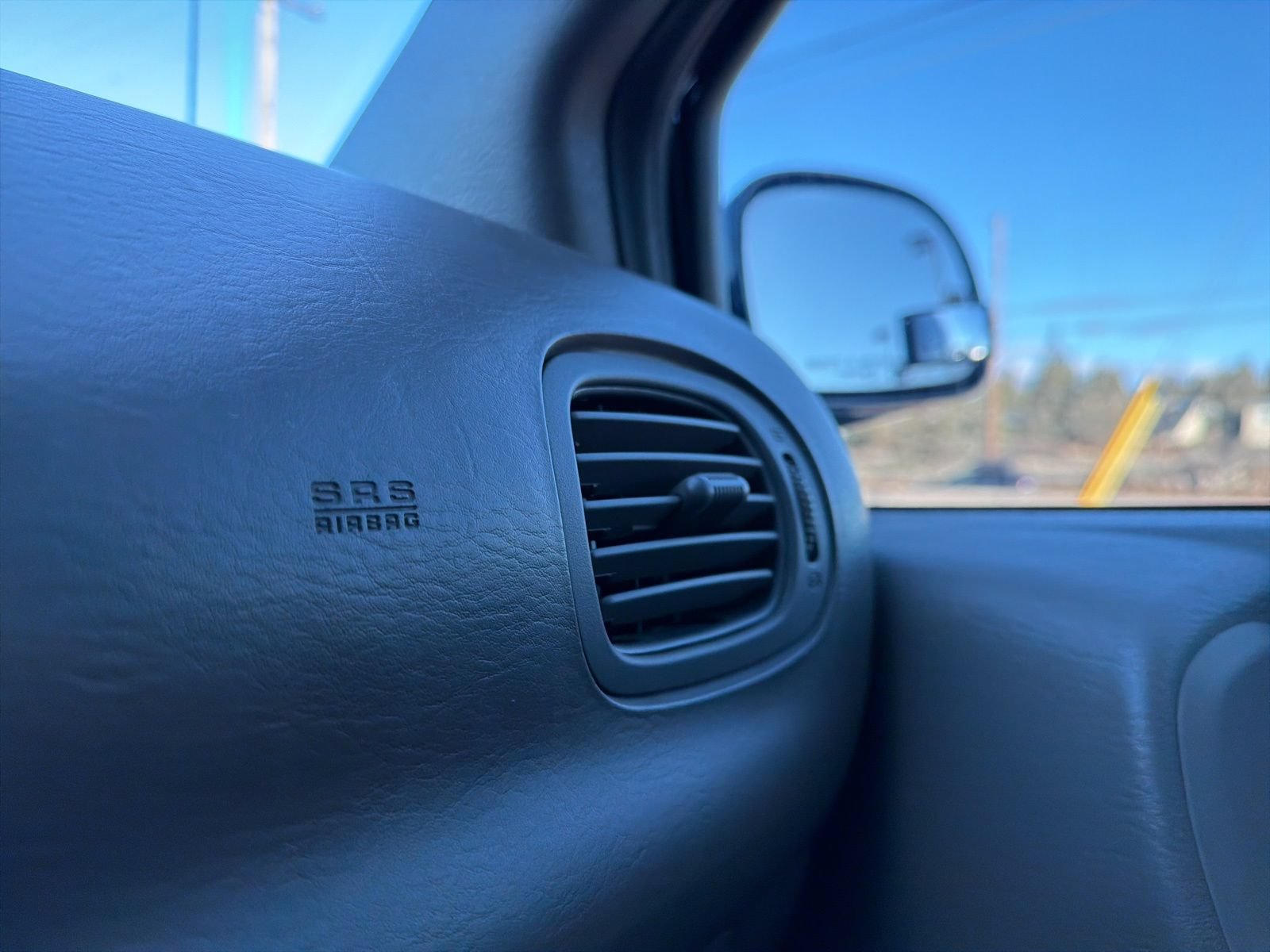 Used 2003 Dodge Grand Caravan Sport FWD image 46